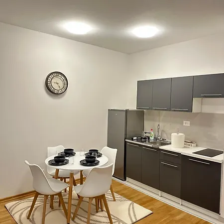 2937 Appartamento Podgorica