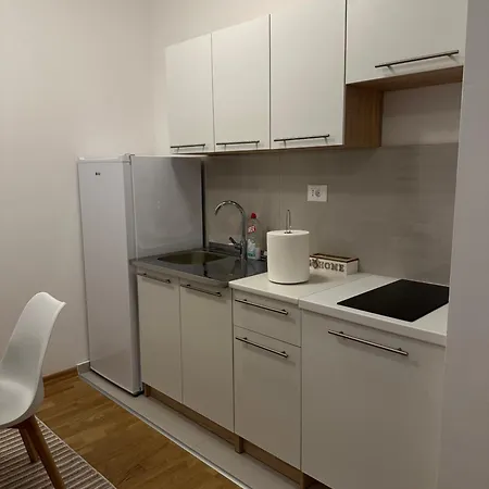 2937 Apartment *